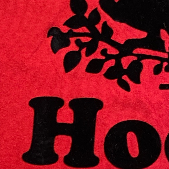 Roots Athletic Womens Red Tee Shirt w Black Flocked Roots Logo w Hockey / Size M - Picture 3 of 12